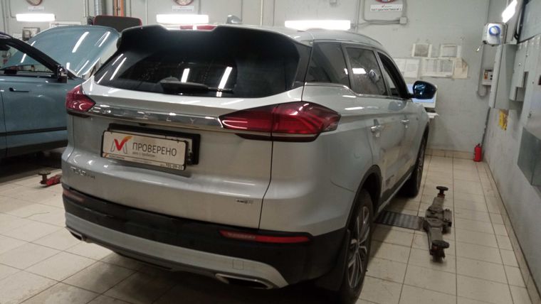 Geely Atlas Pro 2023 года, 87 825 км - вид 3