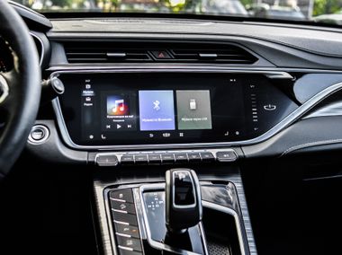 Geely Atlas Pro 2023 года, 87 825 км - вид 9