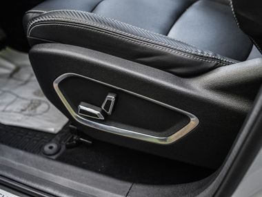 Geely Atlas Pro 2023 года, 87 825 км - вид 14