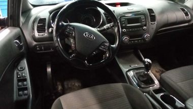 Kia Cerato 2018 года, 147 375 км - вид 5