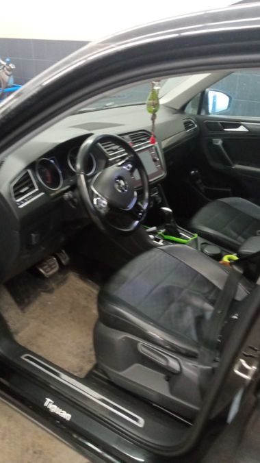 Volkswagen Tiguan 2018 года, 202 373 км - вид 5