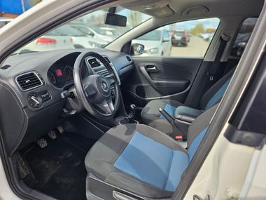 Volkswagen Polo 2013 года, 191 000 км - вид 13