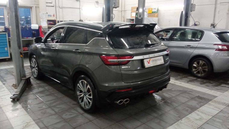 Geely Coolray 2023 года, 58 000 км - вид 4