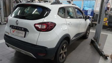 Renault Kaptur 2020 года, 93 305 км - вид 3