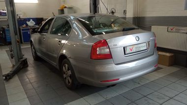 Skoda Octavia 2011 года, 136 001 км - вид 4