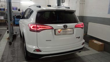 Toyota RAV4 2016 года, 98 301 км - вид 4