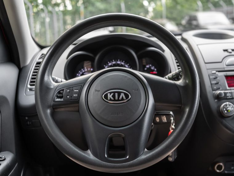 KIA Soul 2011 года, 338 646 км - вид 6