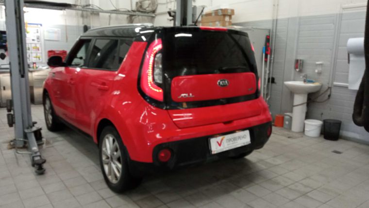 KIA Soul 2018 года, 98 706 км - вид 4