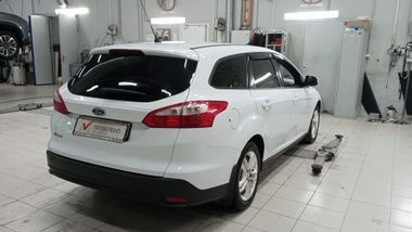 Ford Focus 2013 года, 184 939 км - вид 3