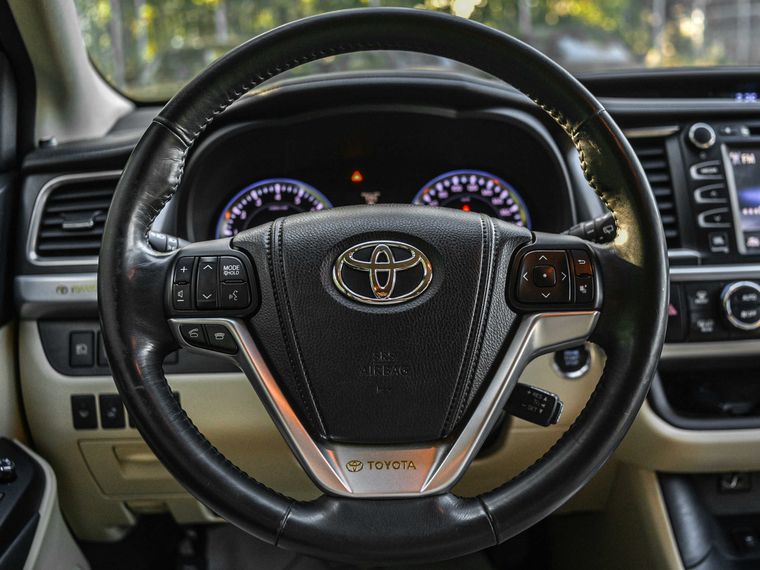 Toyota Highlander 2014 года, 150 000 км - вид 7