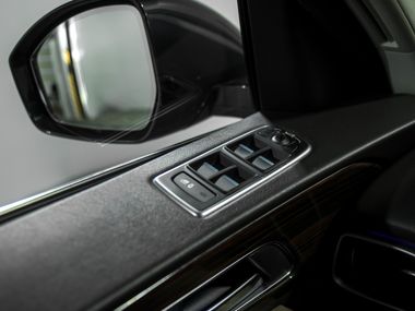 Jaguar F-Pace 2017 года, 97 758 км - вид 16