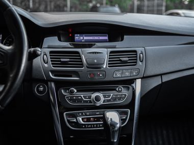 Renault Latitude 2013 года, 211 221 км - вид 9