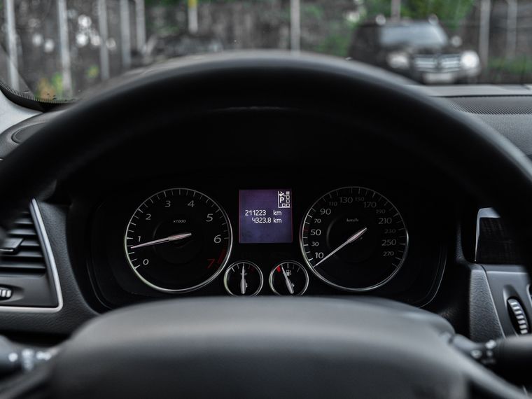 Renault Latitude 2013 года, 211 221 км - вид 5