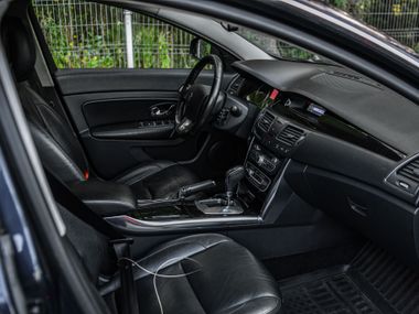 Renault Latitude 2013 года, 211 221 км - вид 15