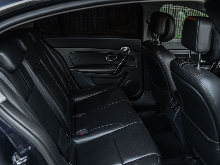 Renault Latitude 2013 года, 211 221 км - вид 14