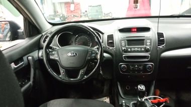 KIA Sorento 2013 года, 233 190 км - вид 5