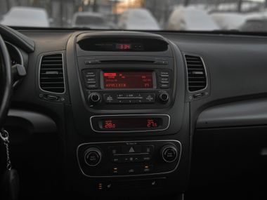 KIA Sorento 2013 года, 233 190 км - вид 8