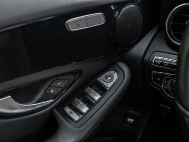 Mercedes-Benz GLC-класс 2015 года, 158 505 км - вид 10