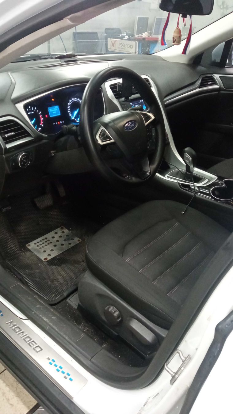 Ford Mondeo 2015 года, 230 595 км - вид 5