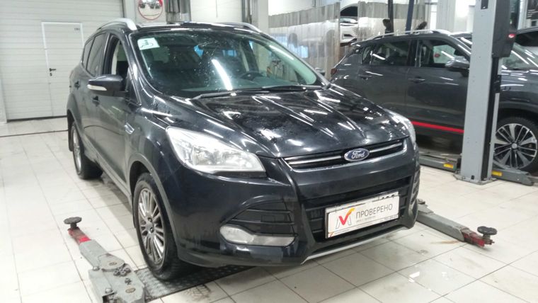 Ford Kuga 2013 года, 150 451 км - вид 3