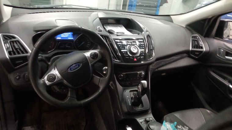 Ford Kuga 2013 года, 150 451 км - вид 6