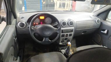 Renault Logan 2009 года, 148 100 км - вид 5