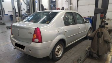 Renault Logan 2009 года, 148 100 км - вид 3