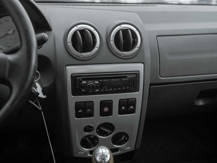 Renault Logan 2009 года, 148 100 км - вид 7