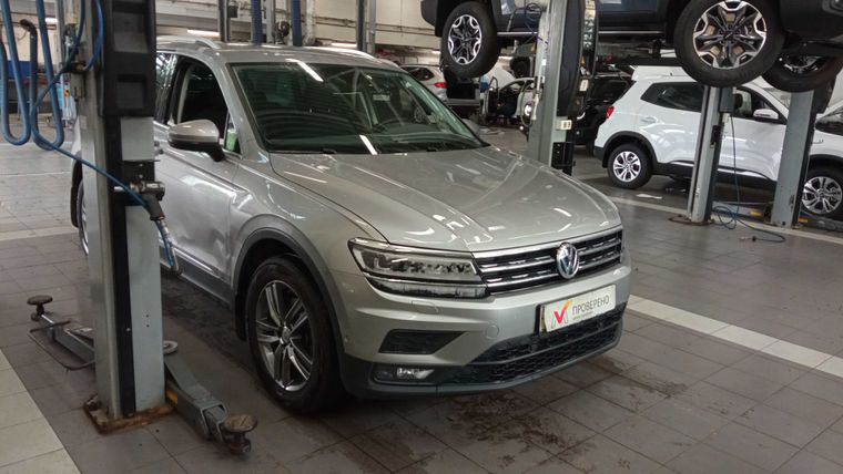 Volkswagen Tiguan 2020 года, 34 883 км - вид 35