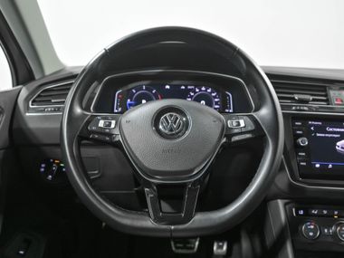 Volkswagen Tiguan 2020 года, 34 883 км - вид 9