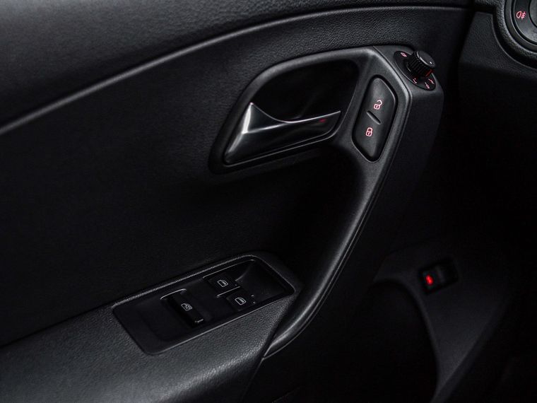 Volkswagen Polo 2016 года, 102 000 км - вид 10