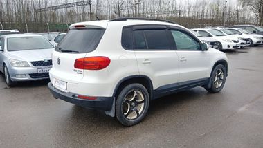 Volkswagen Tiguan 2013 года, 308 771 км - вид 4