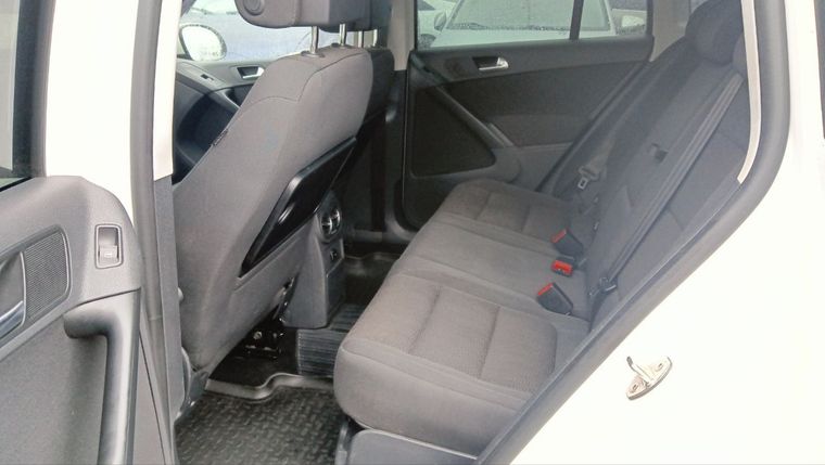 Volkswagen Tiguan 2013 года, 308 771 км - вид 17