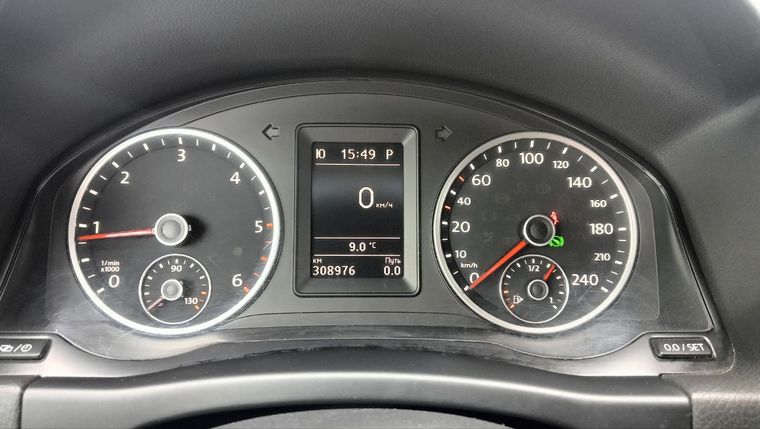 Volkswagen Tiguan 2013 года, 308 771 км - вид 8