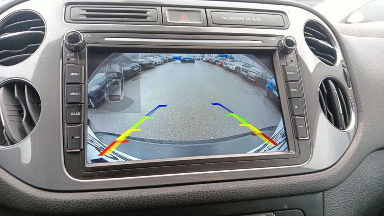 Volkswagen Tiguan 2013 года, 308 771 км - вид 11