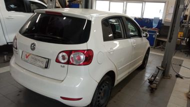 Volkswagen Golf Plus 2012 года, 331 723 км - вид 3