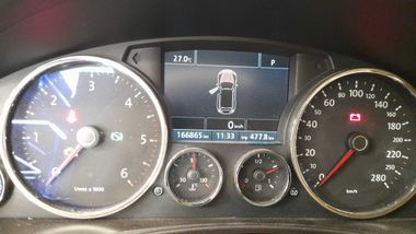 Volkswagen Touareg 2009 года, 166 865 км - вид 5