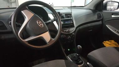 Hyundai Solaris 2014 года, 140 546 км - вид 5