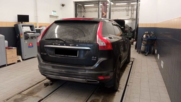 Volvo XC60 2016 года, 147 000 км - вид 3