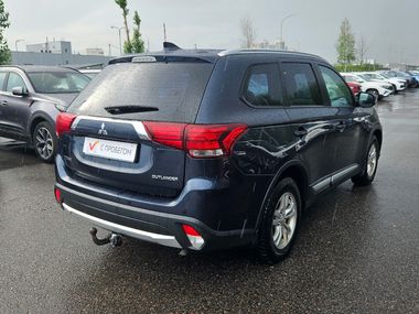 Mitsubishi Outlander 2017 года, 223 759 км - вид 5