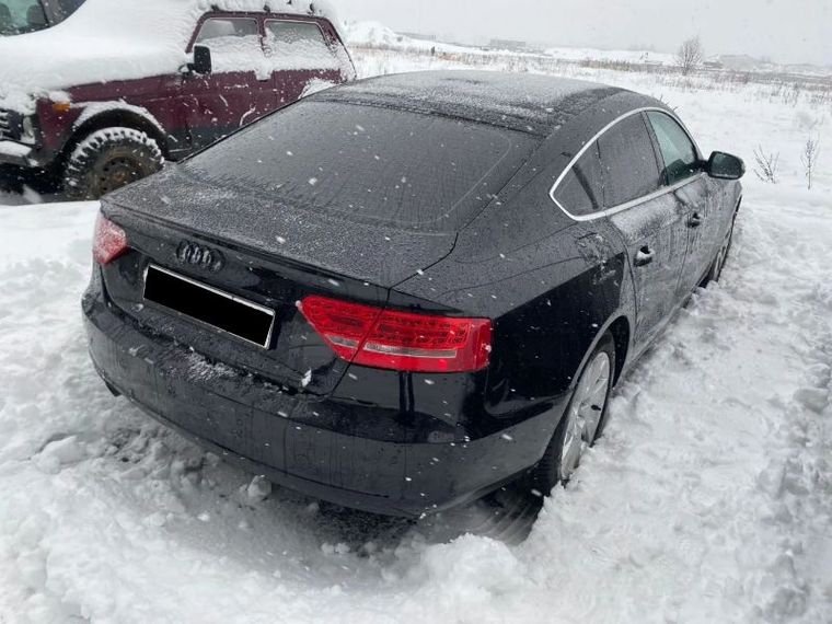 Audi A5 2010 года, 181 990 км - вид 4