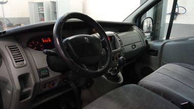 Renault Trafic 2009 года, 342 441 км - вид 5