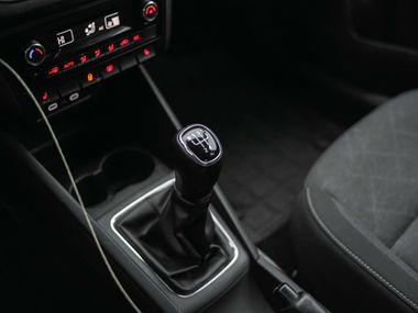 Volkswagen Polo 2022 года, 123 000 км - вид 9