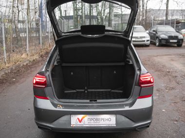 Volkswagen Polo 2022 года, 123 000 км - вид 14