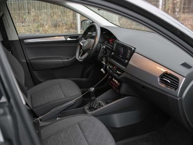 Volkswagen Polo 2022 года, 123 000 км - вид 13