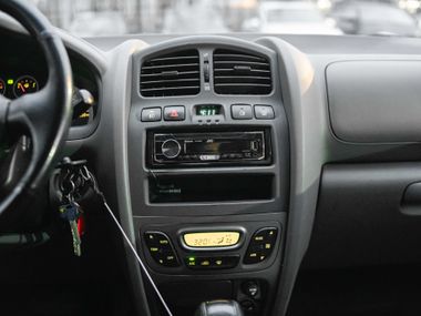 Hyundai Santa Fe 2005 года, 126 859 км - вид 6