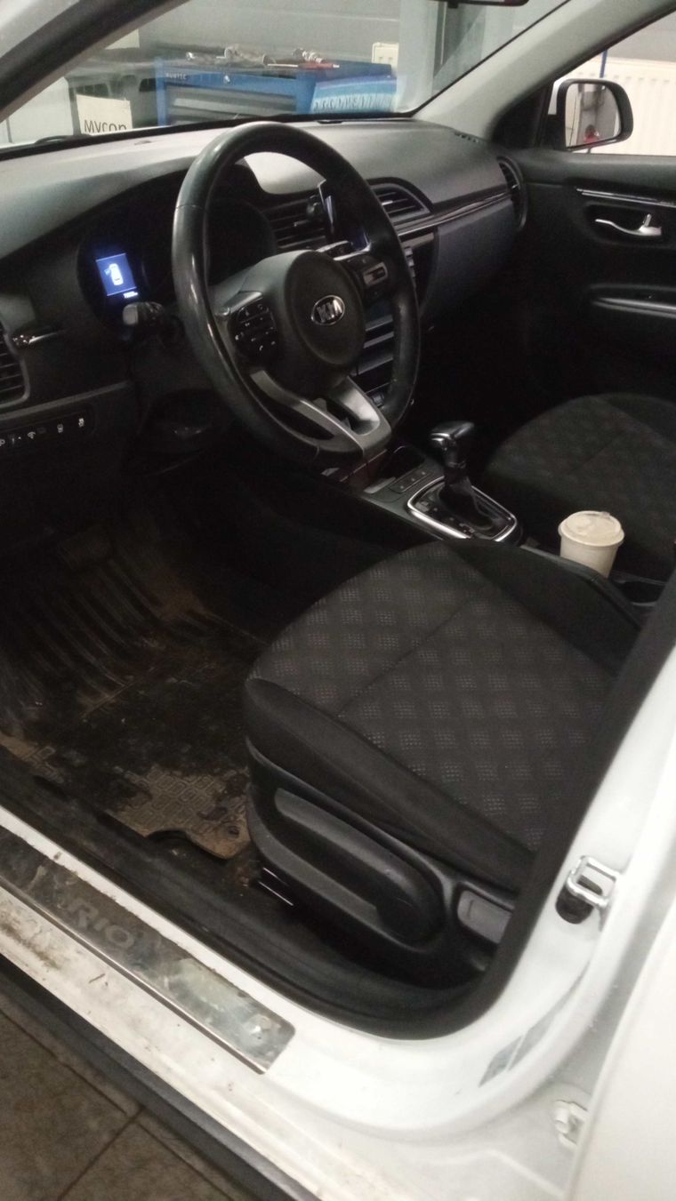 Kia Rio X-Line 2018 года, 73 539 км - вид 5