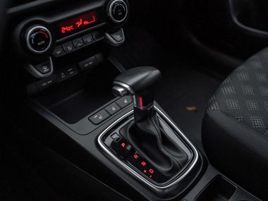 KIA Rio X-Line 2018 года, 73 539 км - вид 9