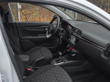 KIA Rio X-Line 2018 года, 73 539 км - вид 13