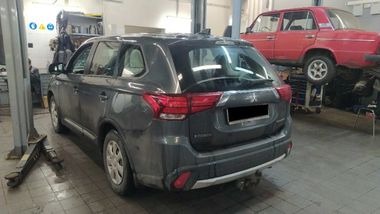 Mitsubishi Outlander 2017 года, 123 015 км - вид 4
